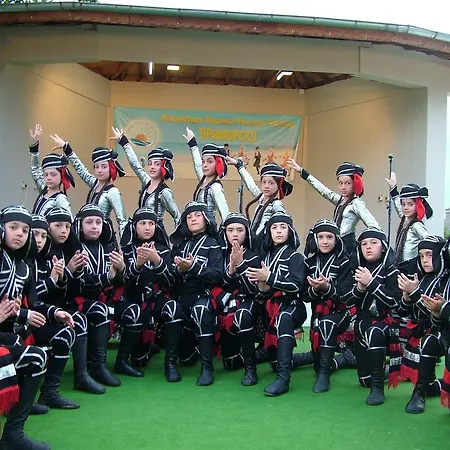 Family Northik מלון 2*